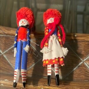 Pair Of Vintage Clothespin Raggedy Ann And Andy
